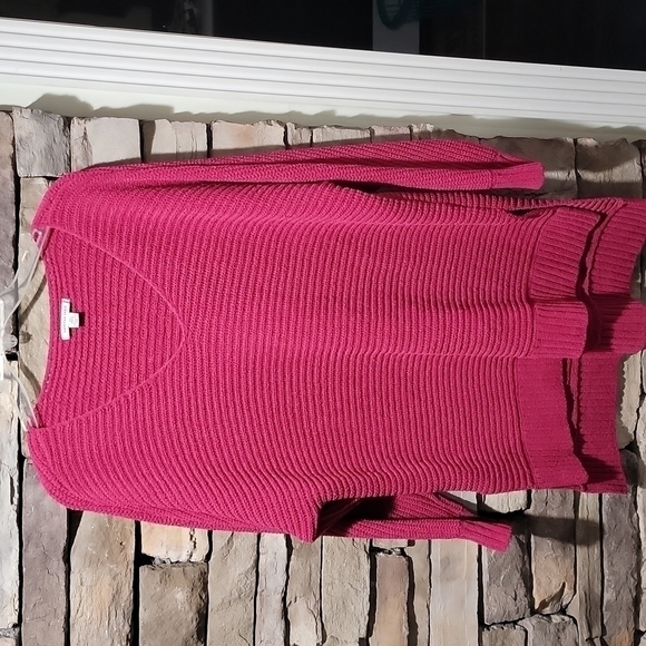 American Eagle size small pink sweater - Picture 7 of 13